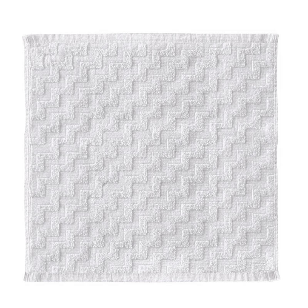Affordable white cotton washcloths for hotels, Airbnb, and inns, for wholesale orders