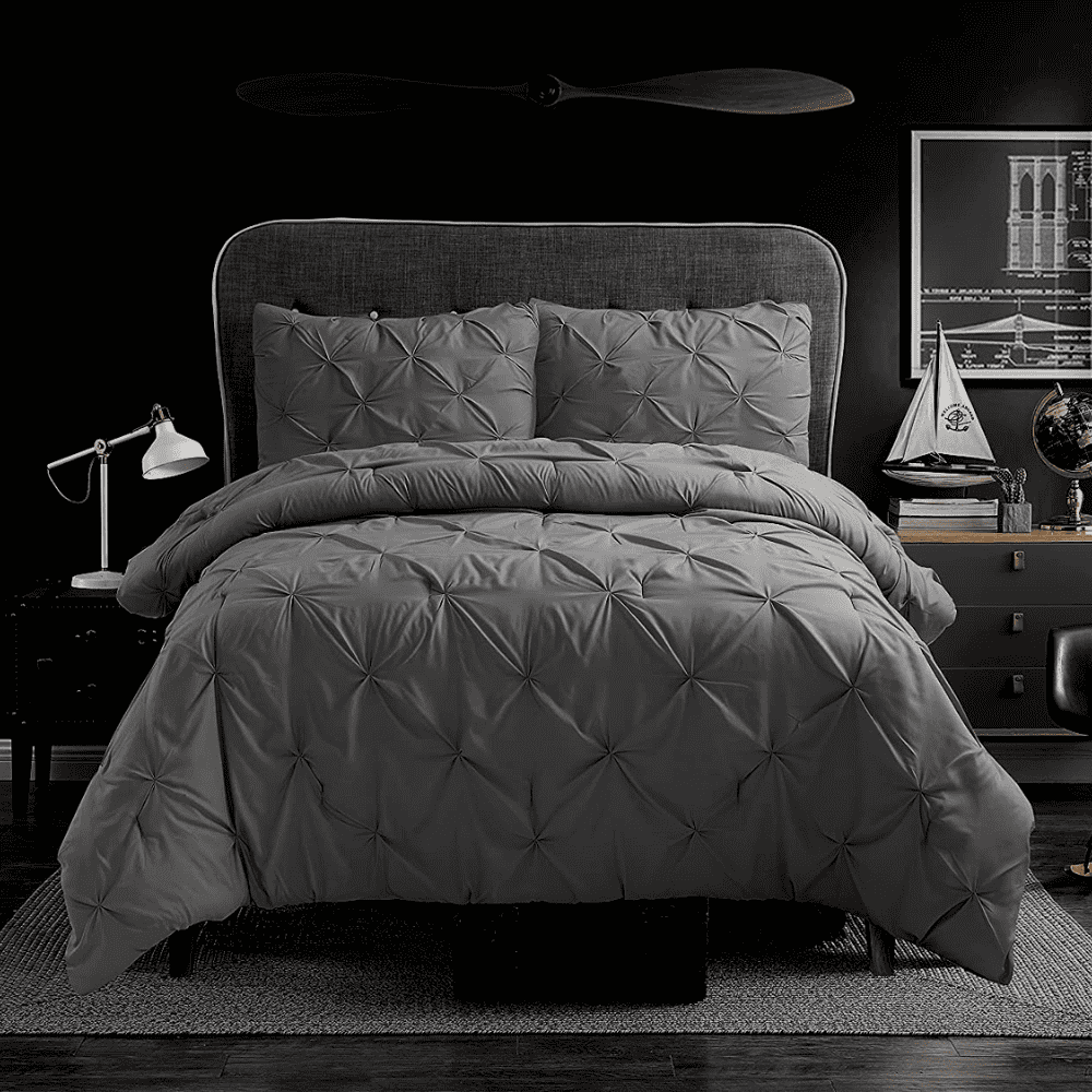 3 piece comforter bedding set for hotels, Airbnb, and inns, ideal for bulk linen supply and wholesale bedding orders