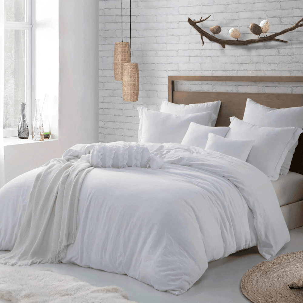 3-piece prewashed duvet cover set for hotels and Airbnb, soft and durable for guest room use and upscale bedroom presentation