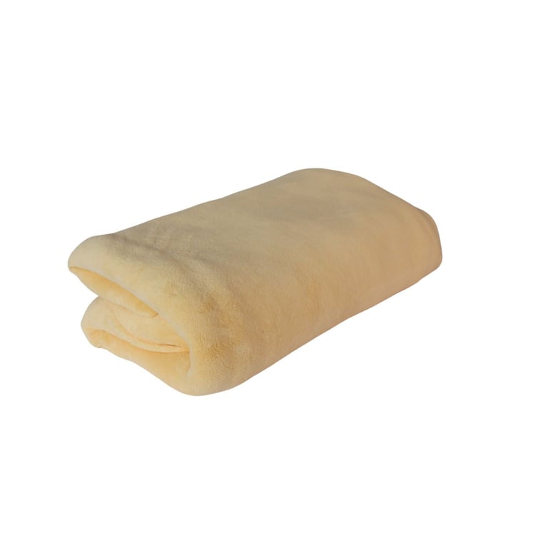 affordable fleece blankets for hotels, Airbnb, and resorts, available for bulk