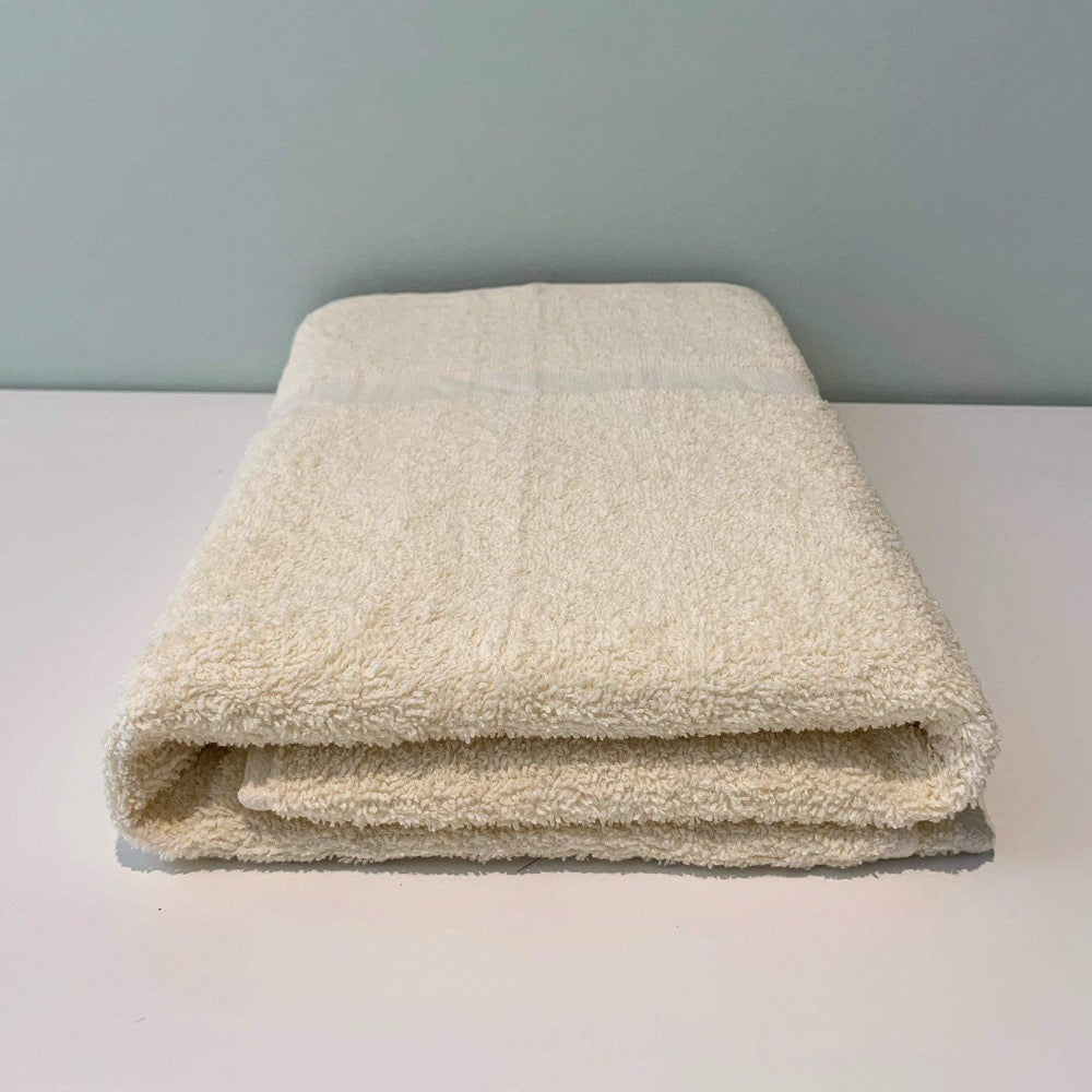 High-Quality Colored Spa & Hotel Bath Towels (26x52'' - 11lbs/dz) - Premium Bath Towels & Washcloths - Shop now at CHS coloured soft, comfortable, affordable hotel, RB&B bulk supply wholesale home decorative towels