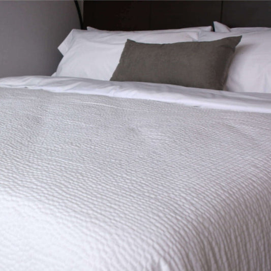 Bubble Pattern top sheet designed for comfort, available in bulk for hotels and resorts