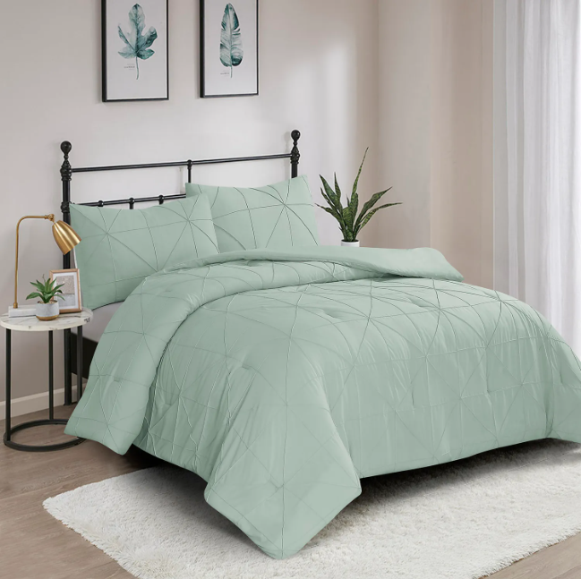 3 Piece Pintuck Comforter Set - Vacuum Pack - Mint