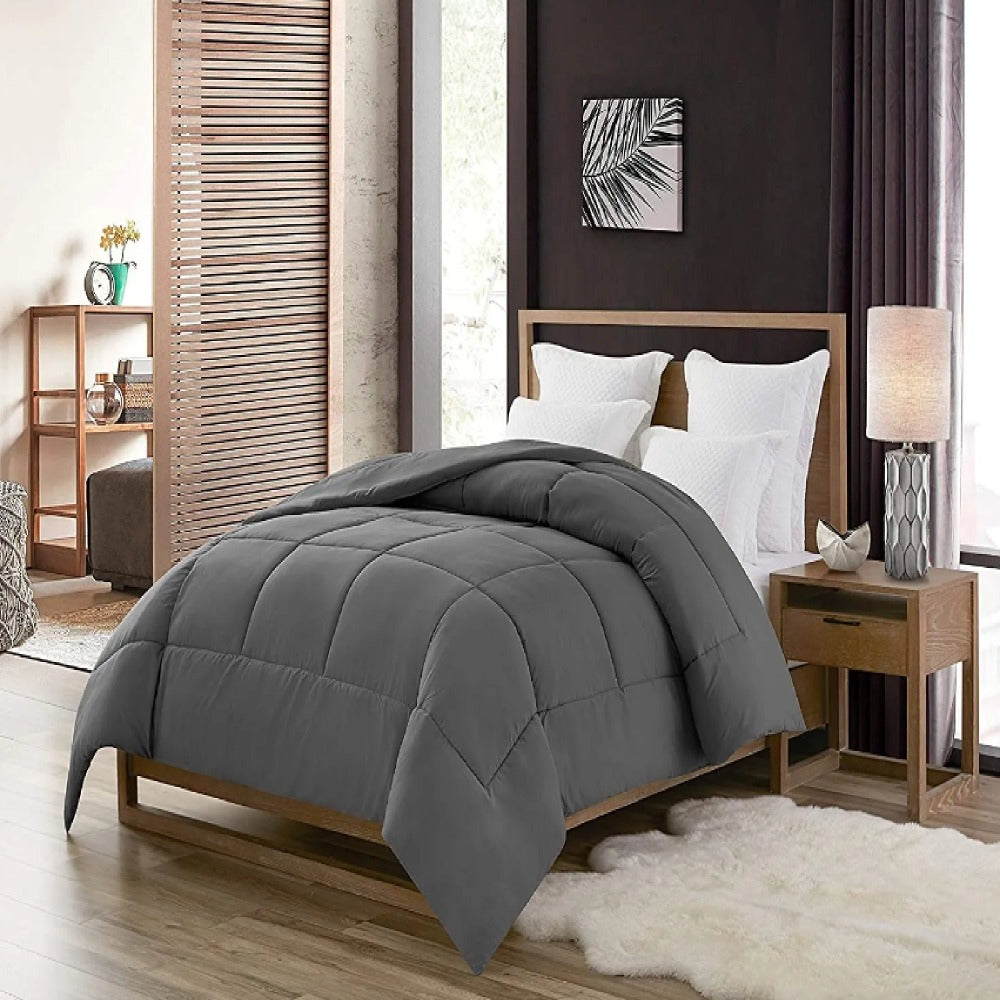 Heavy fill down comforter for hotels and Airbnb's, plush and insulating for cold climates, available in bulk for winter bedding