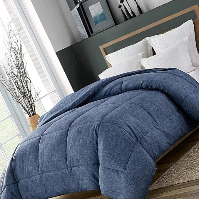 Down lightweight comforter designed for short-term rentals and boutique inns, lightweight and perfect for year-round use