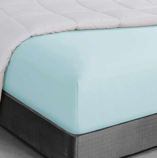 Durable premium fitted bed sheet for hospitality use, ideal for Airbnb's and resorts with frequent linen use