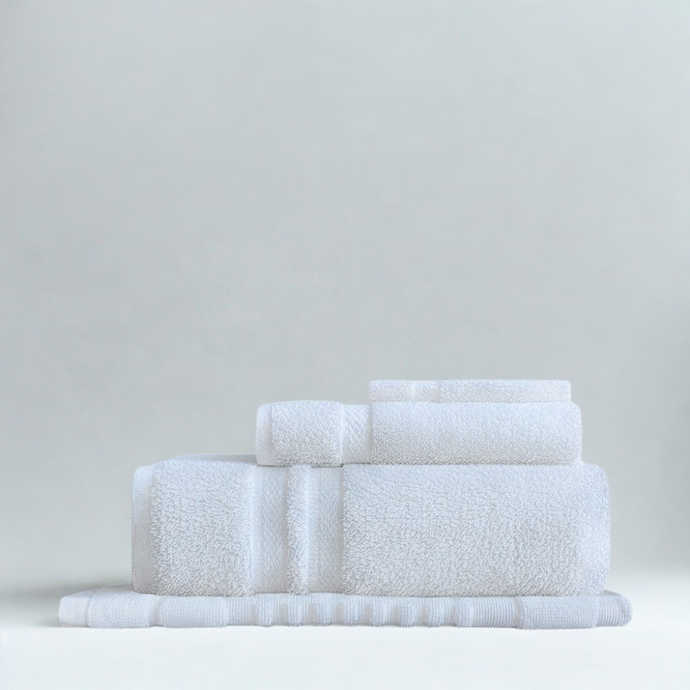 Cotton bathroom linen bundle, durable towel set for hotels and guest room supply