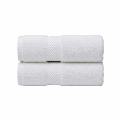 Combed cotton bath towels designed for bulk hospitality use, offering consistent softness, absorbency, and long-term durability