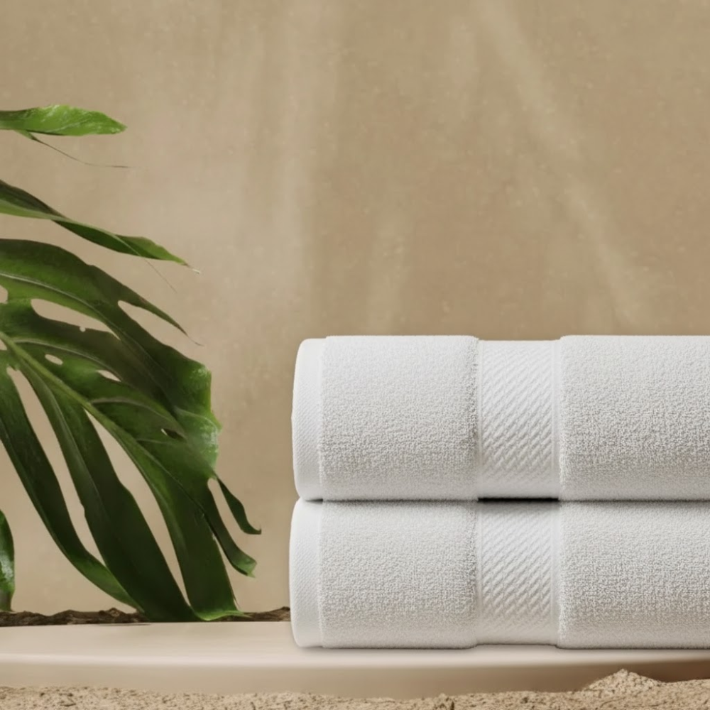 Hotel-grade cotton bath towels suitable for bulk purchasing, built to withstand frequent laundering in premium properties