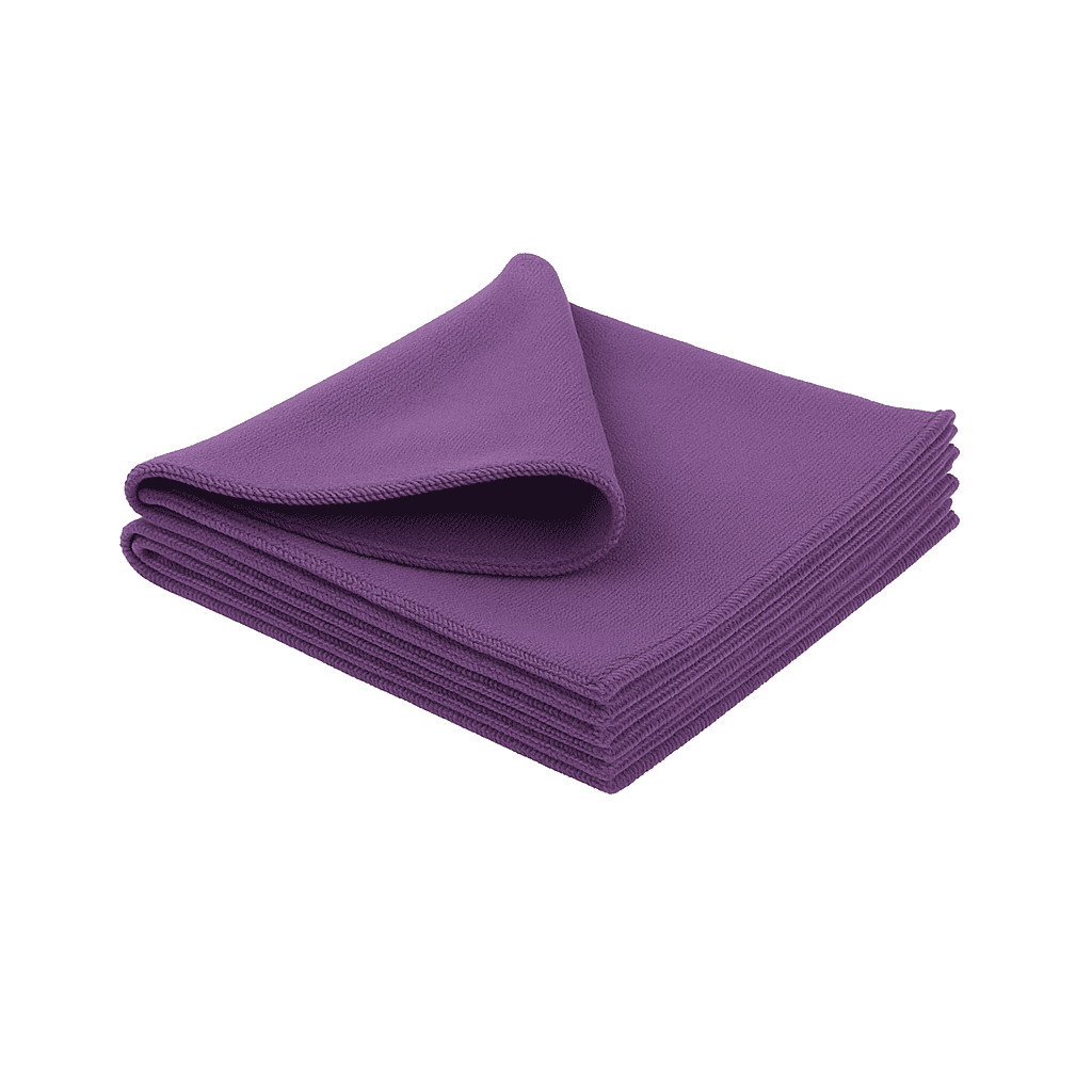 Durable microfiber cleaning cloths for hospitality and janitorial use, ideal for dusting, polishing, and general cleaning