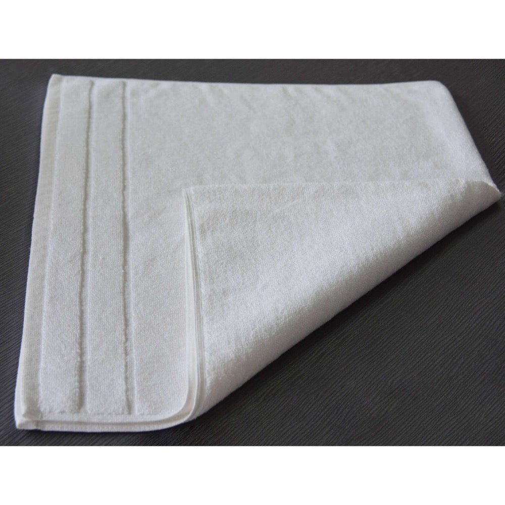 Hotel Essentials: Premium Hand Towels for Every Scale - Luxurious Hand Towel (16x30") - Shop now at CHS