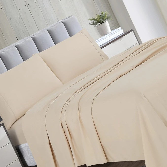 Versatile Solid Style Bedding for Airbnb and Master Bedrooms - Cream
