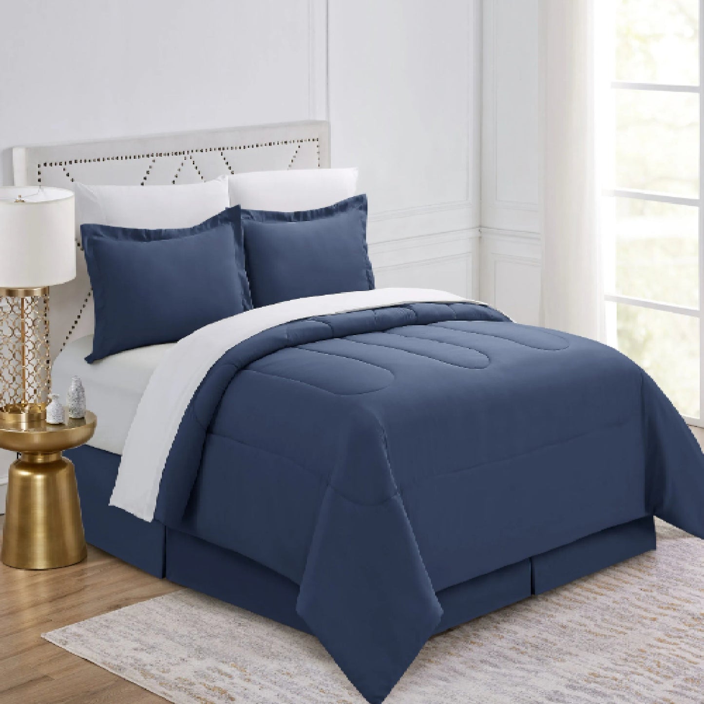 Intricate Pinch Pleat Pattern for a Relaxing Bedroom Ambiance - Navy